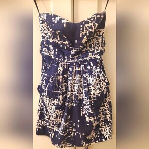 AUW sz.7 Navy and white patterned dress, with POCKETS!!